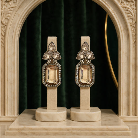 ÉLISE CHAMPAGNE DROP EARRINGS